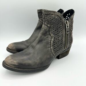 Corral Boots Circle G Cut Out Short Black Western Boots side zip q0001